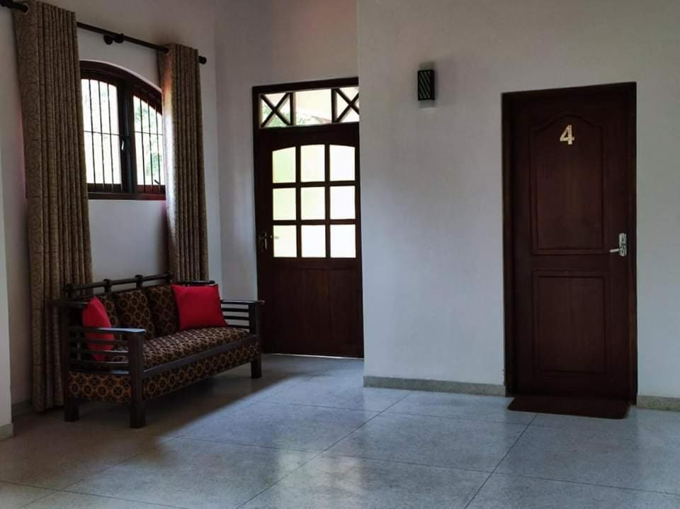 Visu Villa Hotel Habarana Zewnętrze zdjęcie